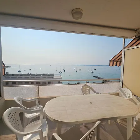 Appartement T4, 6 Pers, Vue Mer, 20 M *